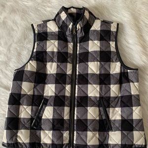 Puffy vest, gingham pattern